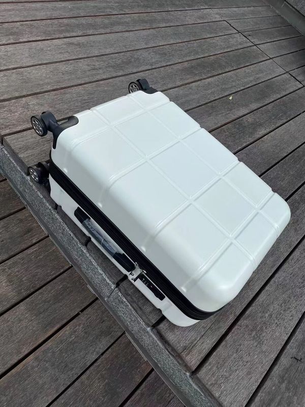 Neues Design mit Handgepäck ABS+PC Gepäckstück Hard Shell Reisetaschen Kofferstücke