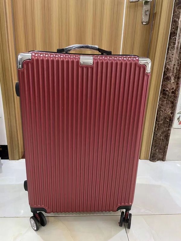 Großhandel Kofferkoffer Reisegepäck Set für den Außenbereich Custom Printed Logo 26