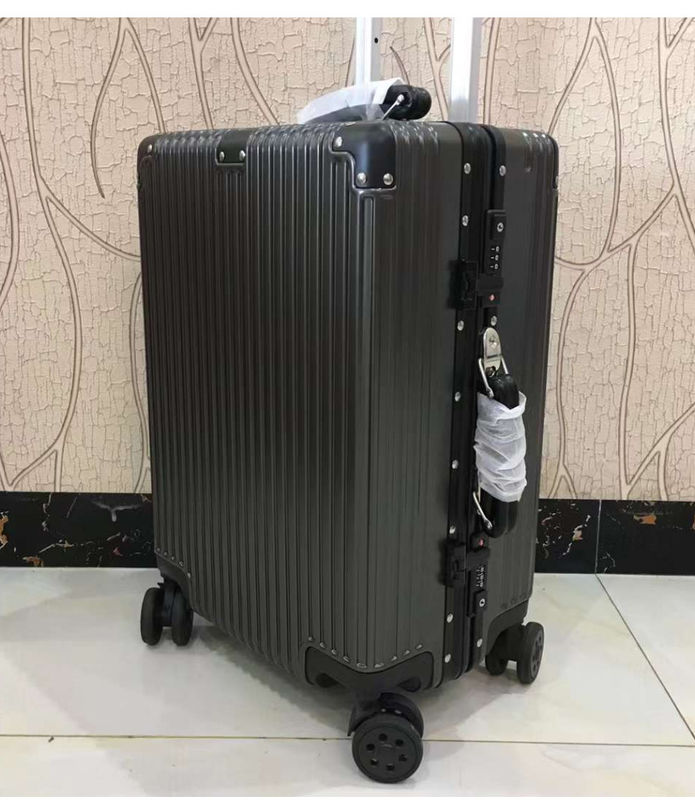 Hochwertiges Spinner-Koffer Gepäck Made in China PC+ABS Gepäck mit Becherhalter