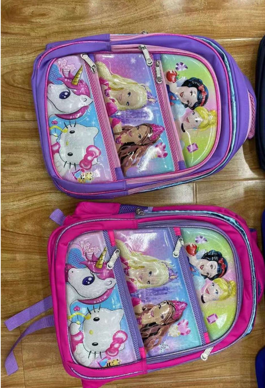 Neuer Großhandel von 3-teiligen Rucksäcken für Grundschüler der Klassen 2-3 5-6 Zeichentricktaschen