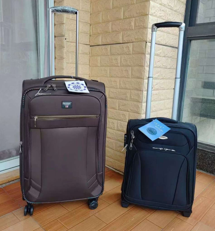 OEM/ODM-Logo Farbe 4 Stück Set Stoff weiche Reisetaschen Trolley Koffer Gepäckstücke