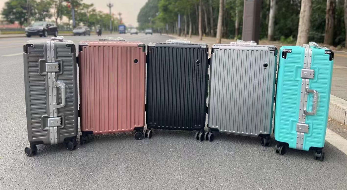 Kundenentwurf Aluminiumrahmen Gepäckkoffer 24 Zoll Trolley Koffer Set Carry-Ons Koffer leise Universalräder