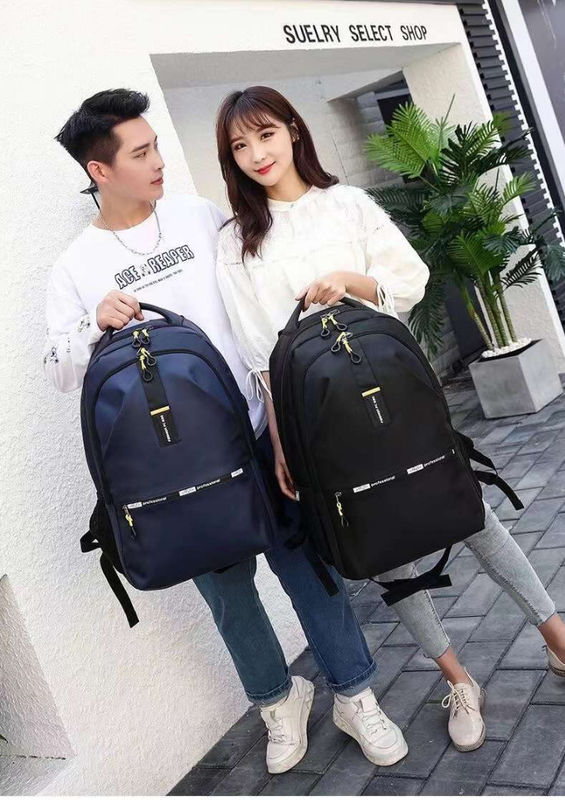 Wasserdichtes Gymnastik-Rücksack für Schulreisen Outdoor-Laptop-Rücksack für Frauen USB Casual Sport Rucksack Taschen
